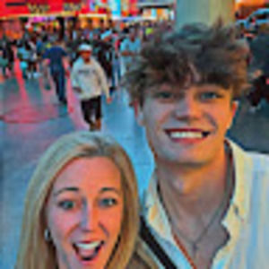 Meet your Posher, Ashton